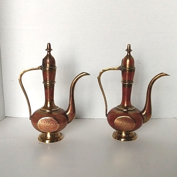 Brass Vintage ornate ewer pitchers w/ lid set of 2 - Picture 2 of 16